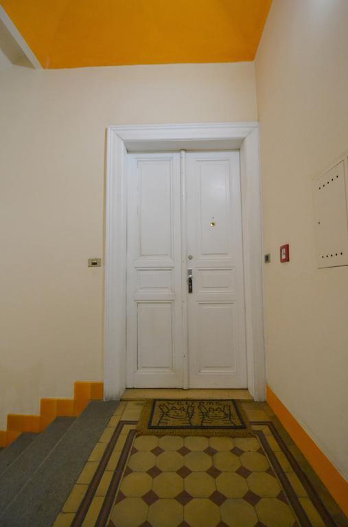 Cozy Flat By The Astronomical Clock Apartment Praga Exterior foto