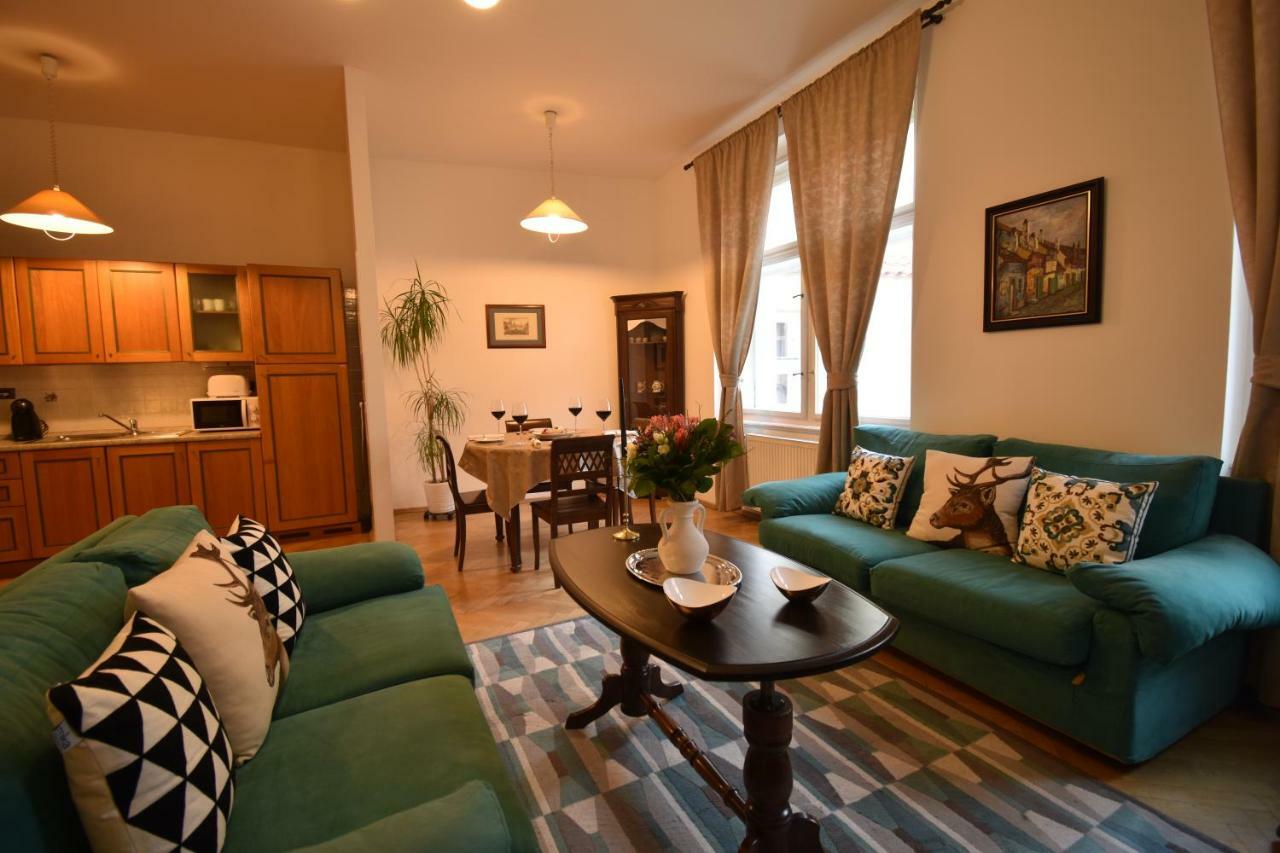 Cozy Flat By The Astronomical Clock Apartment Praga Exterior foto